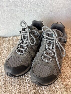 Columbia Gray Trail Sneakers
